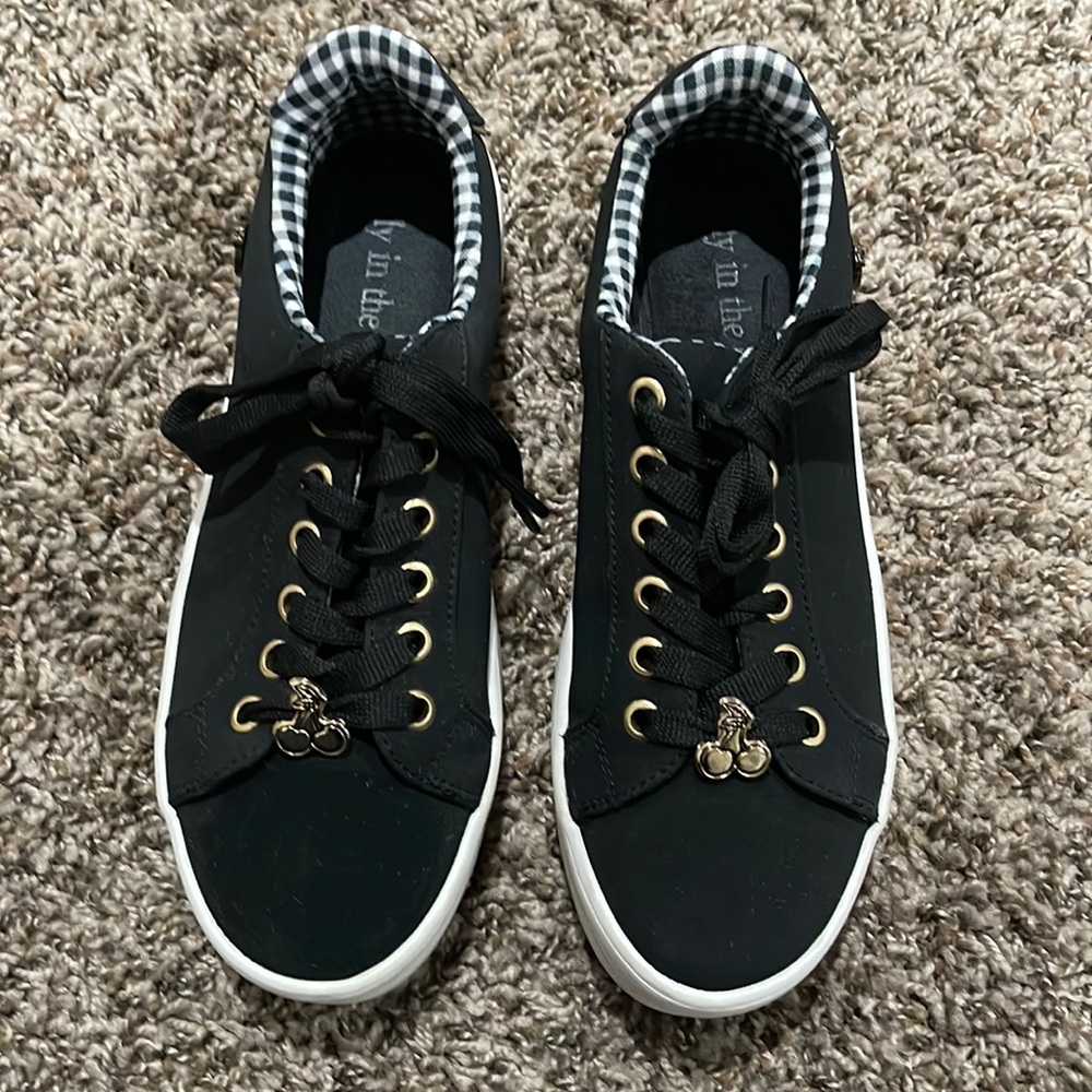 LOLY IN THE SKY MON CHERI BLACK SNEAKERS